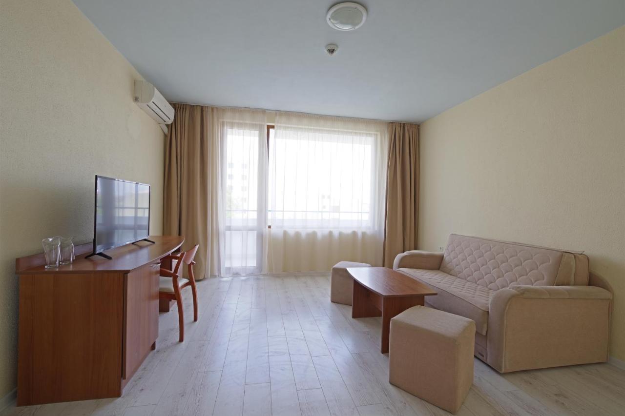 Perla Plaza Hotel Primorsko Luaran gambar