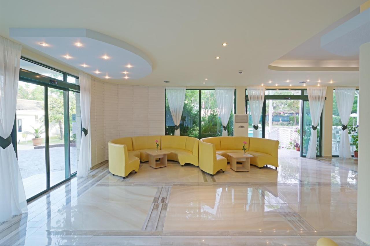 Perla Plaza Hotel Primorsko Luaran gambar