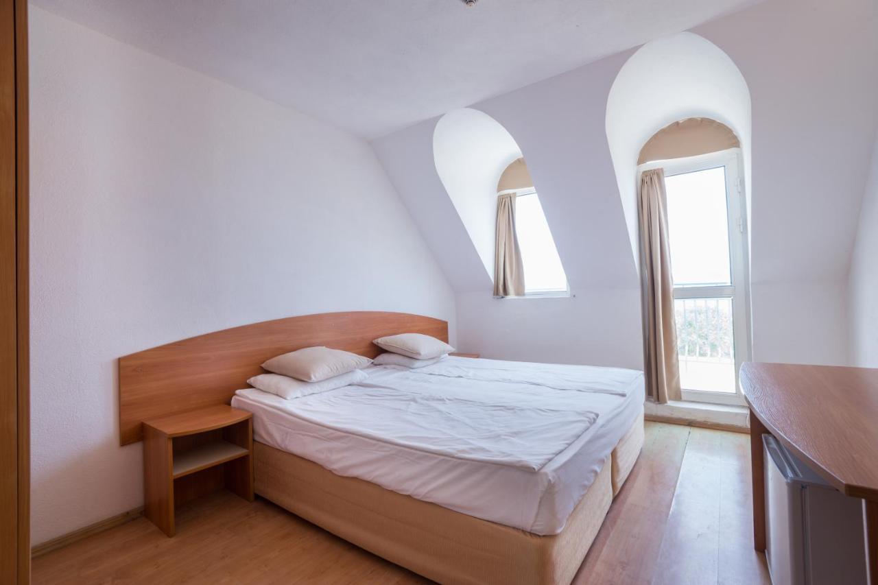 Perla Plaza Hotel Primorsko Luaran gambar