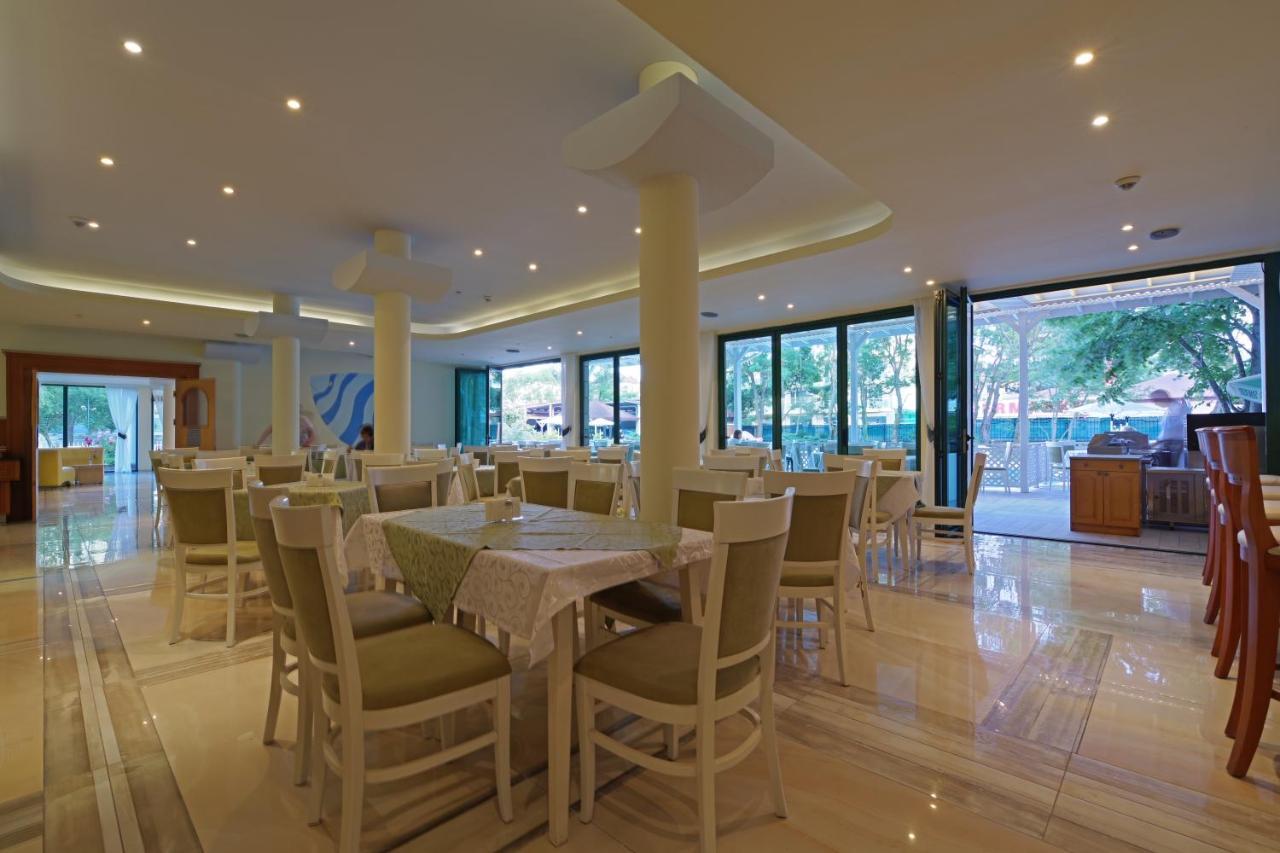 Perla Plaza Hotel Primorsko Luaran gambar